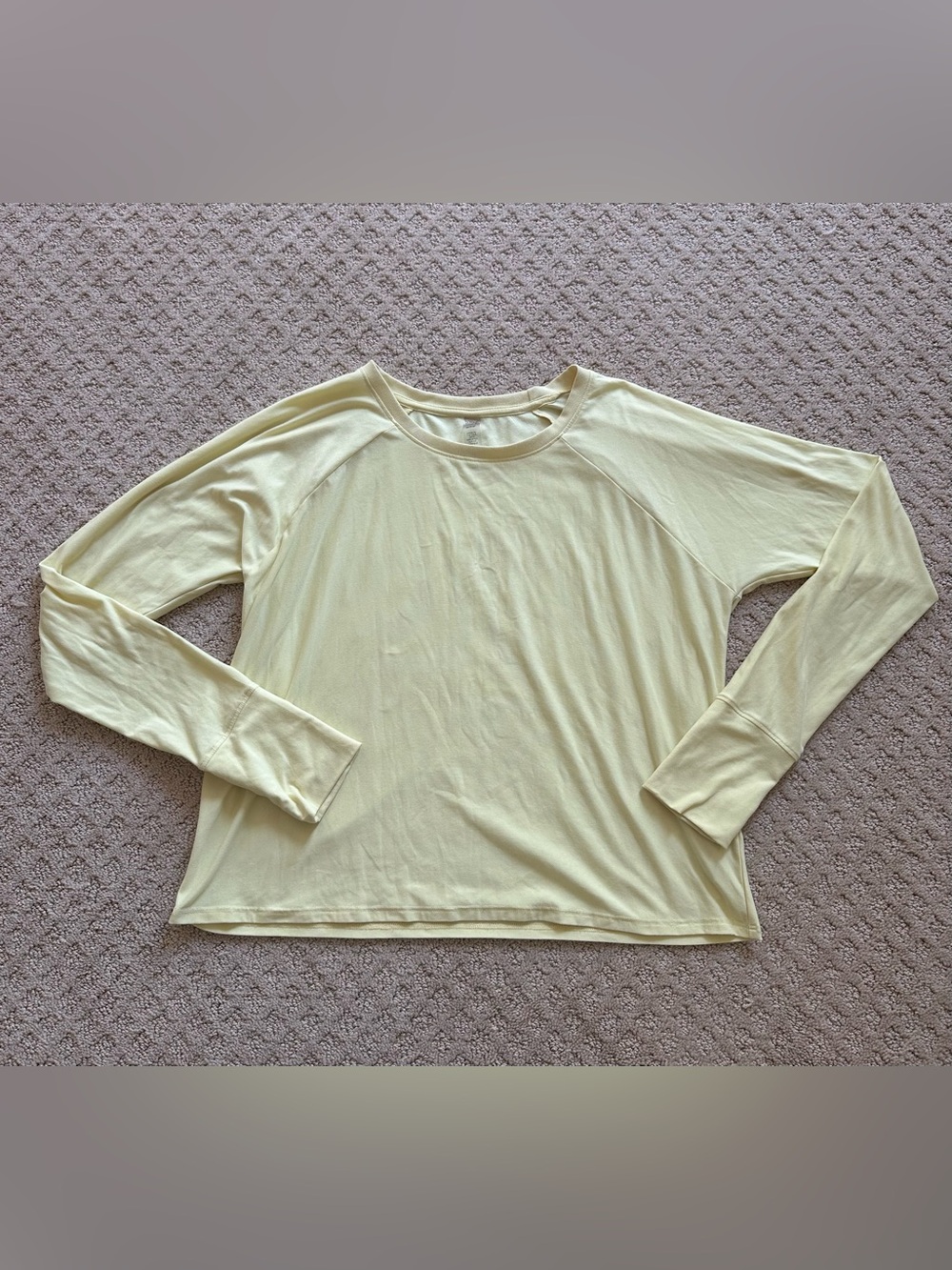 Beyond Yoga Featherweight Light Yellow Long Sleeve Crewneck Top, Size XS